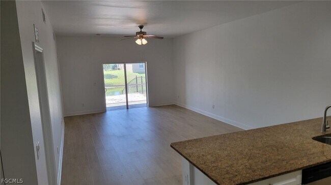 Foto del edificio - 608 SE 13th Terrace