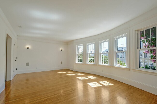 Foto del edificio - 3221 Gough St