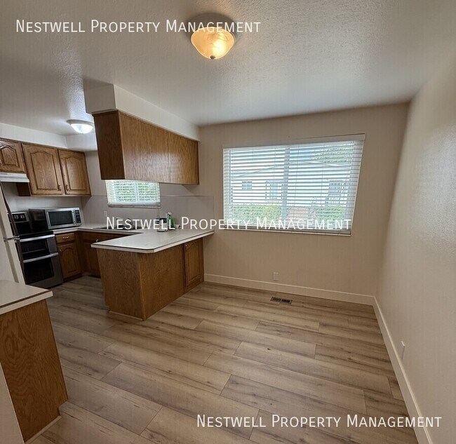 Foto del edificio - 3401 W Royalwood Cir