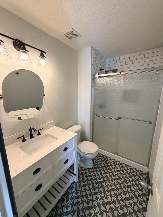 Building Photo - 7820 S 159th St