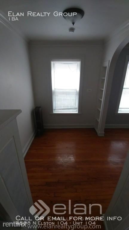 Building Photo - 4588 N Elston 104