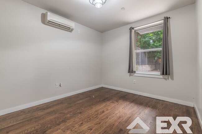 Foto del edificio - 274 Jefferson St