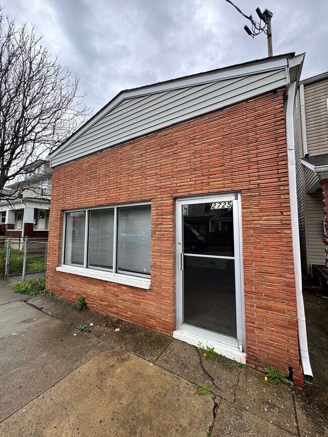 Foto del edificio - 2725 S 4th St