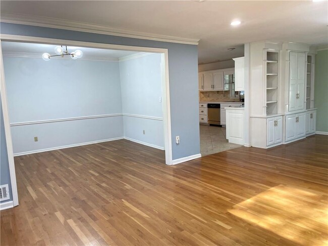 Building Photo - 5039 Winding Branch Dr