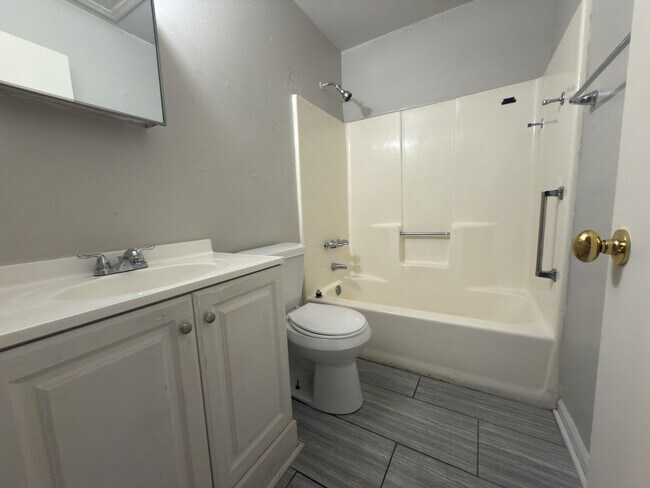 Building Photo - 4260 US-90