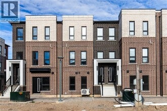 Building Photo - 70 Kenesky Dr