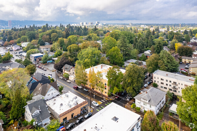Aerial Photo - Belvedere Pointe Apts