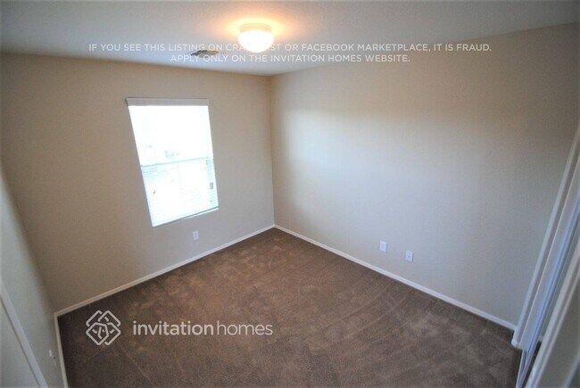 Foto del edificio - 8714 W Washington St