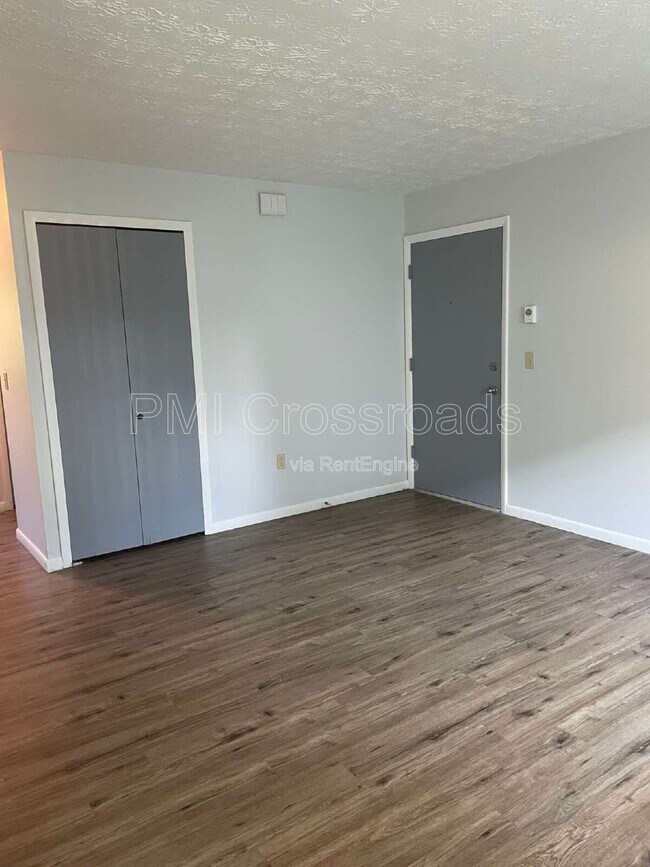 Foto del edificio - 1808 Whipple Ave NW