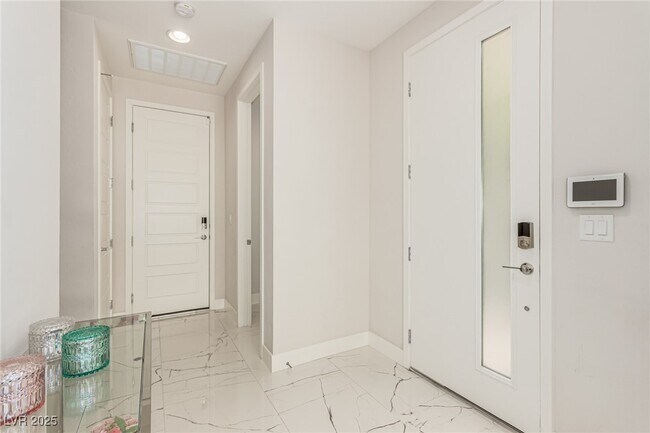 Building Photo - 11297 Gravitation Dr