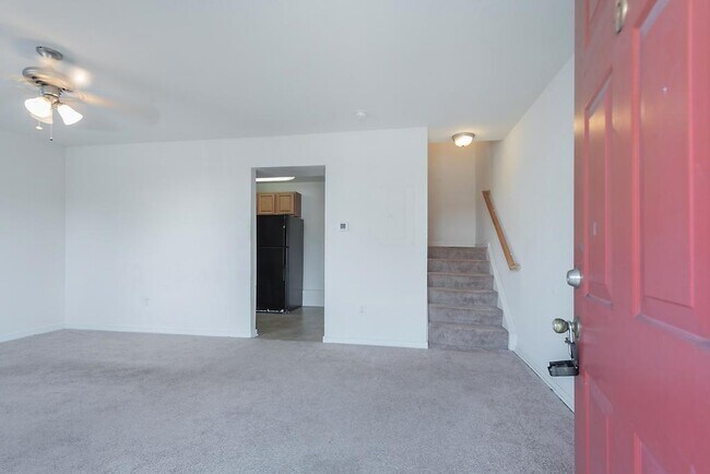 Building Photo - 3514 E Richmond Rd #6