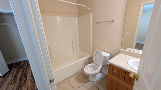 Foto del edificio - 3268 Sugar Berry Way
