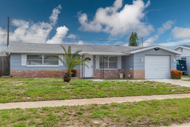 Building Photo - 5135 Cardiff Dr