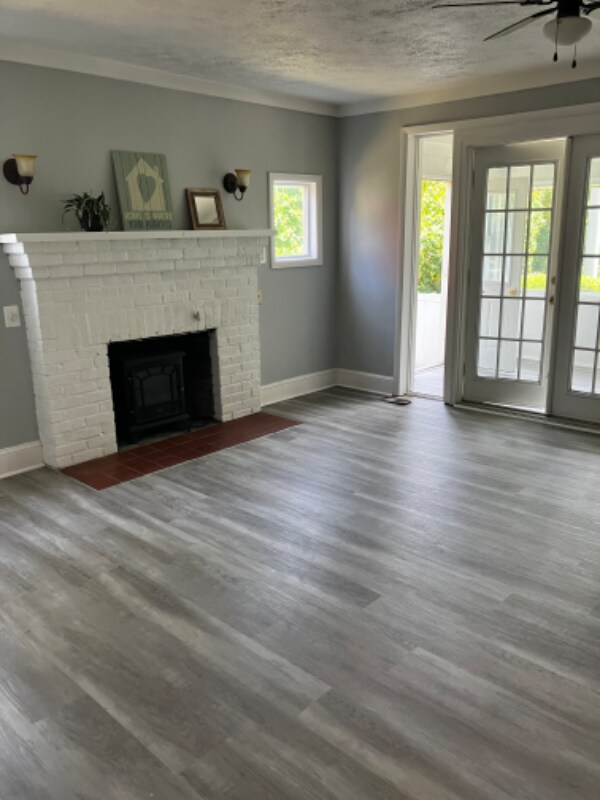 Foto del edificio - 3300 Meadow Ln