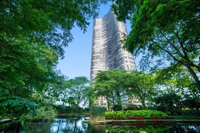 Building Photo - 505 N Lake Shore Dr