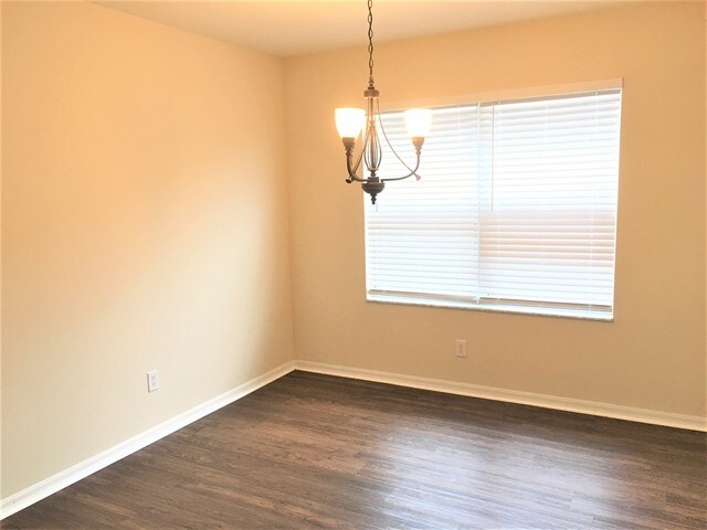 Building Photo - 8051 Canterbury Lake Boulevard