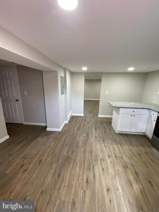Building Photo - 1323 Taylor Ave