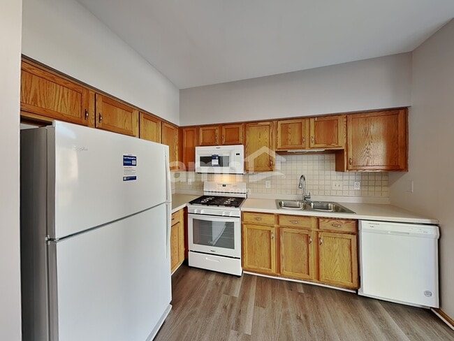 Building Photo - 22206 W Ocala Ct