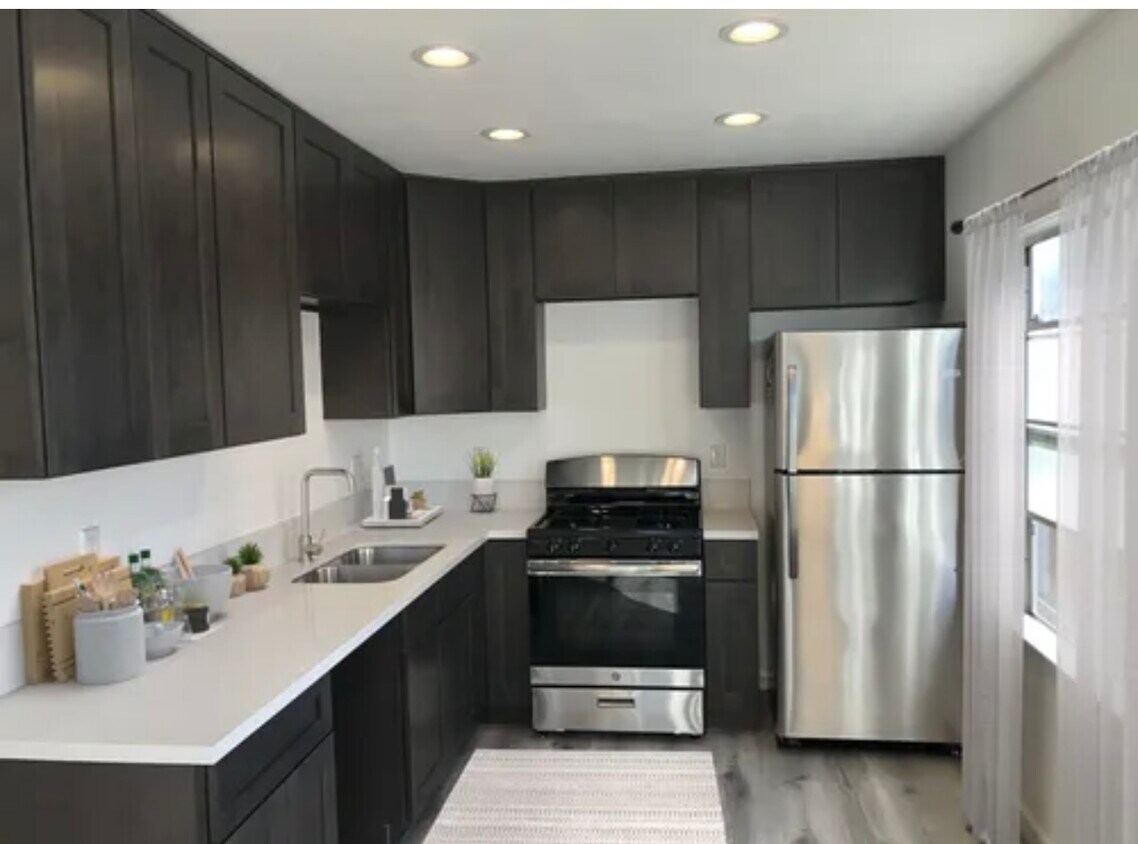 Foto principal - 5960 Guthrie Ave