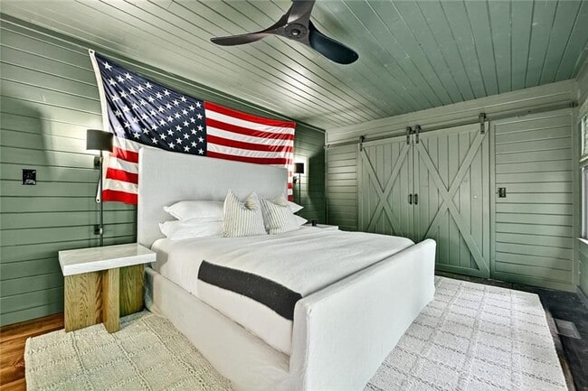 Foto del edificio - 545 Chestnut Ridge Cir