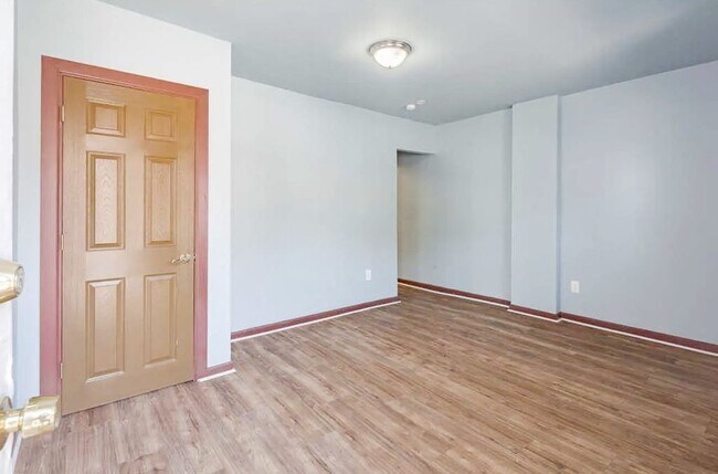 Foto del edificio - Wayne Ave 4937