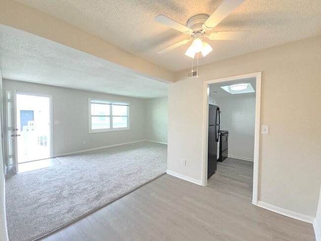 1 Bed/1 Bath Lg-Dinning room, 2nd Floor - Marina Vista