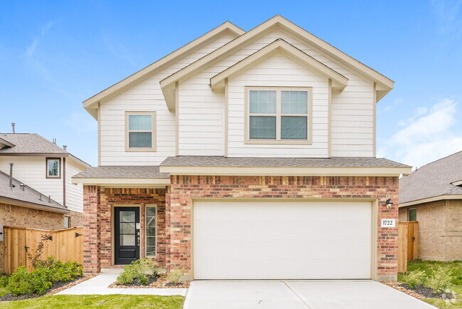 Building Photo - 1722 Sahara Dr