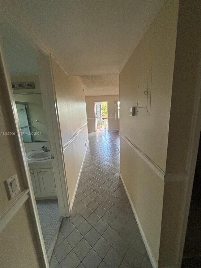 Foto del edificio - 280 Carleton St