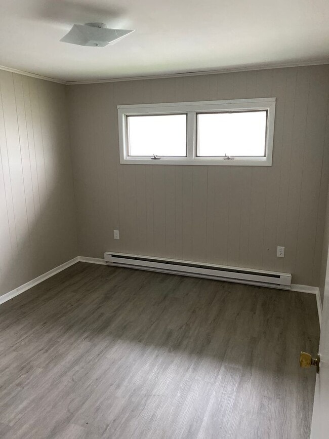 Foto del edificio - 806 Crown Ave