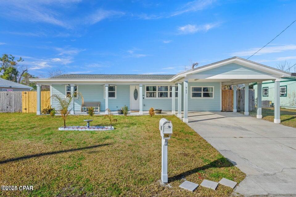 Primary Photo - 903 Huntington Dr
