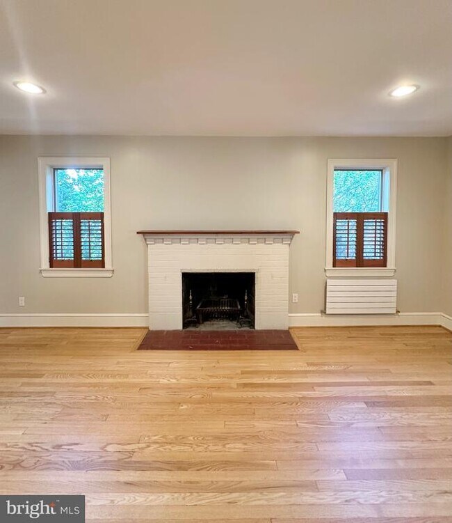 Foto del edificio - 2508 Davis Ave