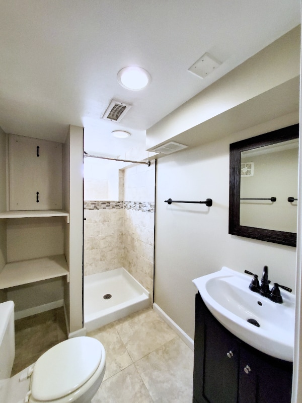 Building Photo - 1484 Michigan Ave