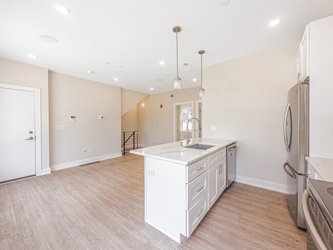 Photo - 2155 N Darien St Townhome