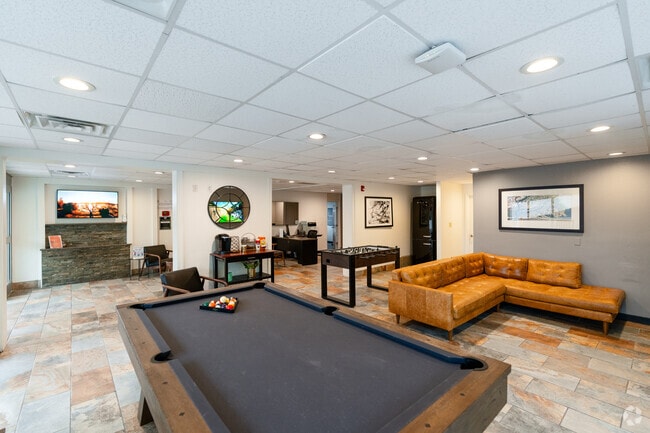 Leasing office - CommonPlace Durham
