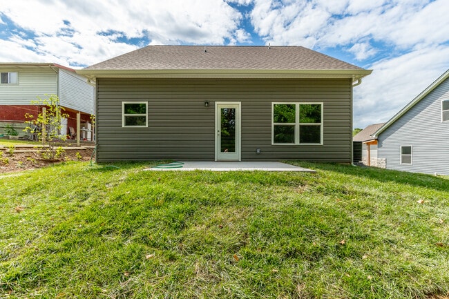 Building Photo - 4646 Heiskell Dr