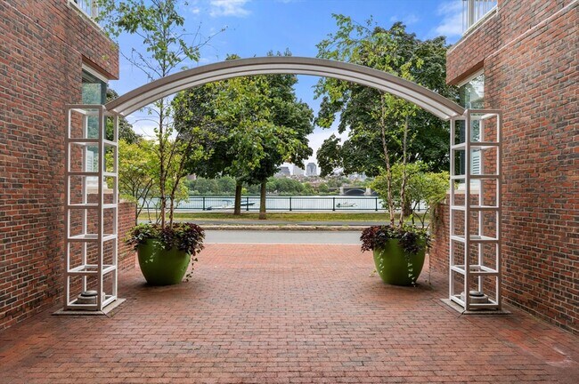 Foto del edificio - 75 Cambridge Pkwy
