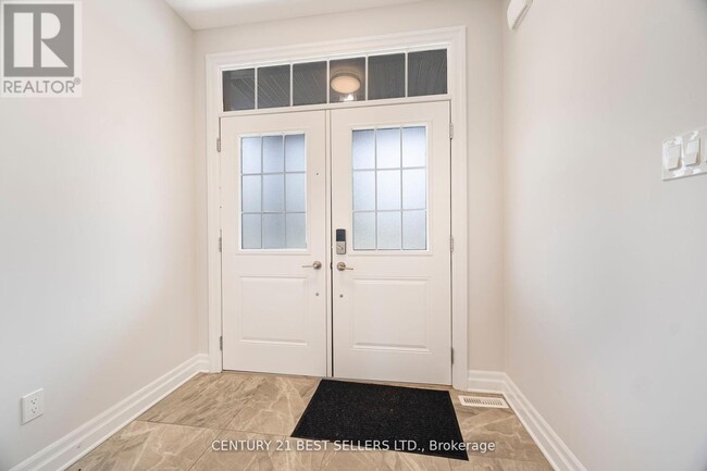 Building Photo - 2619 Sheffield Blvd