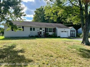 Building Photo - 484 Branchport Ave