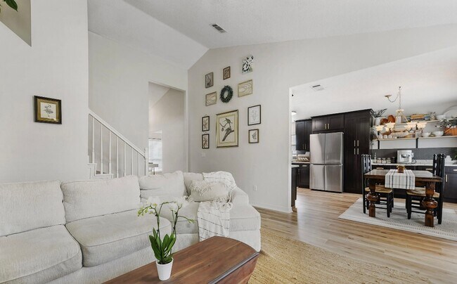 Foto del edificio - Updated 4 bedroom 2.5 bath home in Ocean Springs!