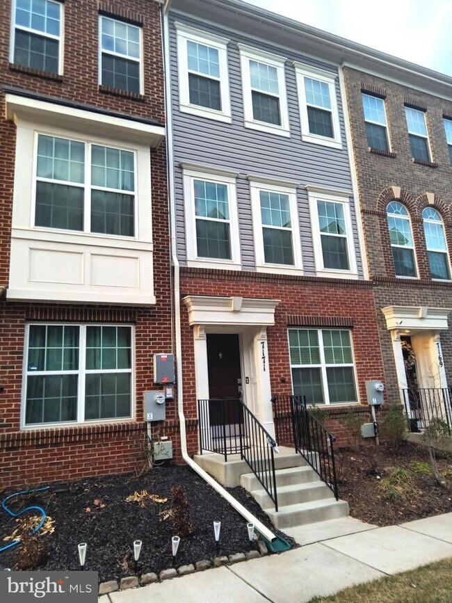 7171 Brick Kiln Cir, Calverton, MD 20705 Townhome Rentals in