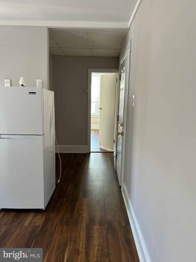 Building Photo - 6633 Torresdale Ave