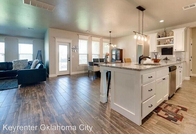 Foto del edificio - 4 br, 3 bath House - 12013 SW 45th Terr