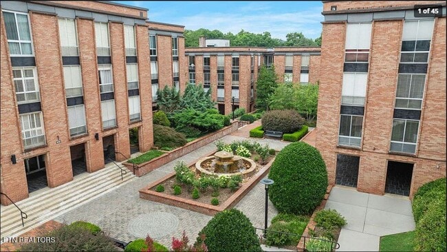 Photo - 1400 Kenesaw Ave (Knoxville, TN) Townhome