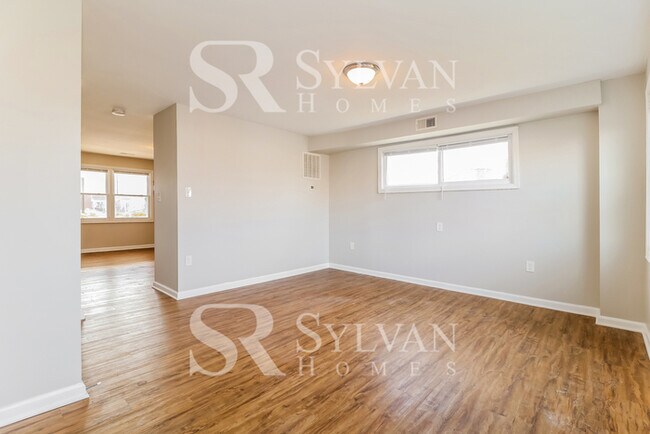 Foto del edificio - The living is easy in this lovely 3 bedroom