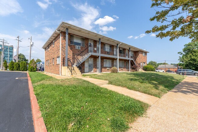 Foto del edificio - St. Louis Hills Studio