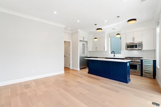 Foto del edificio - 142 Pleasant St