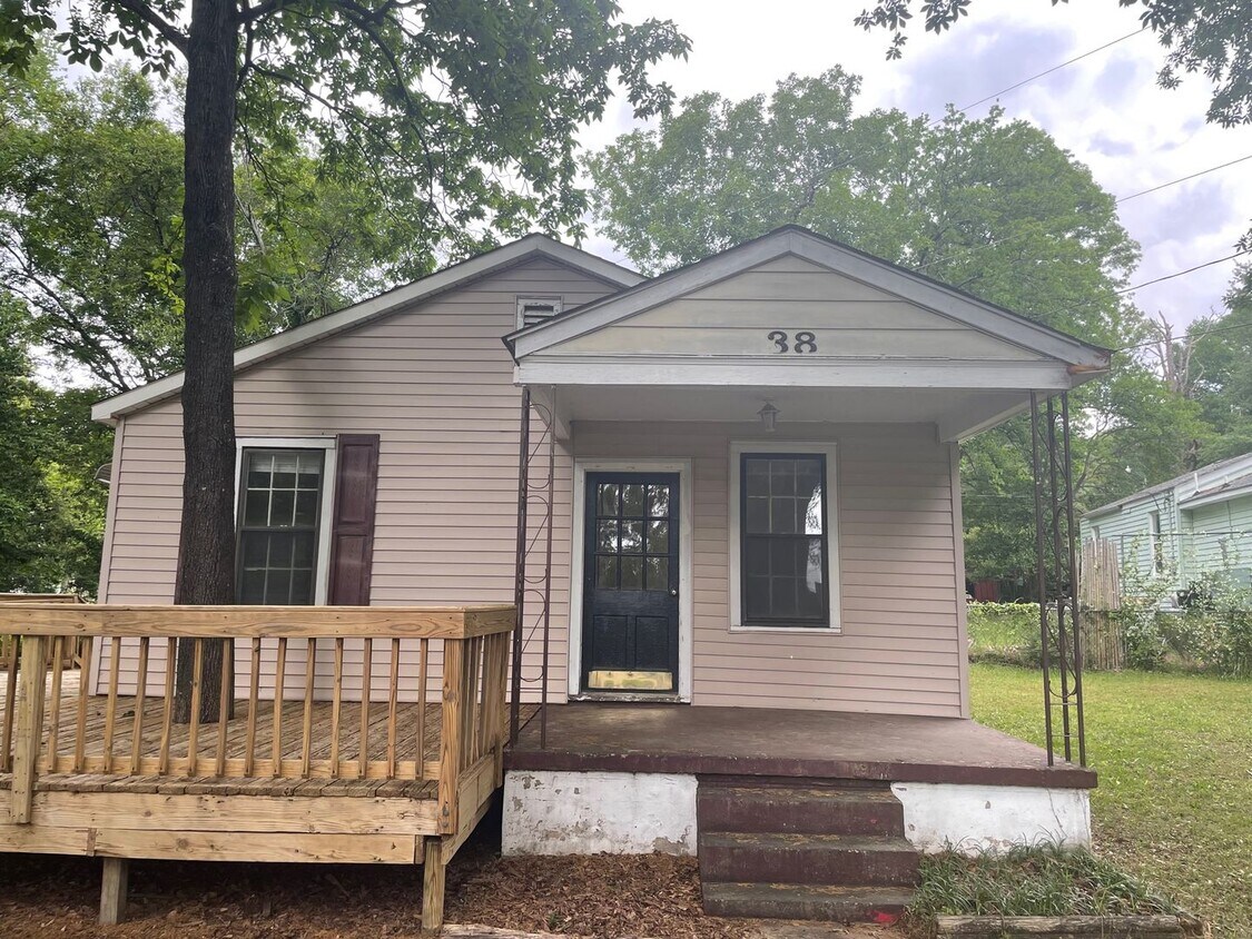 Primary Photo - 2 BEdroom 1 Bath House