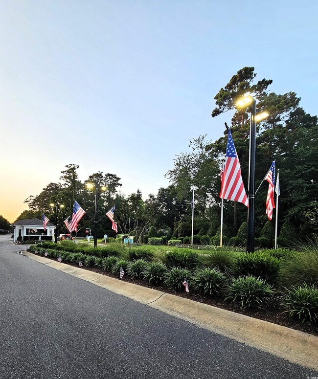 Building Photo - 1551 Spinnaker Dr