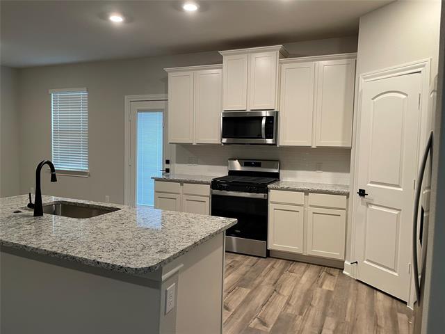 Foto del edificio - 2028 Brentwood Dr
