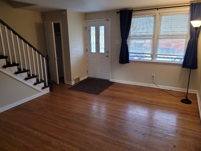 Photo - 1308 Maple Ave Townhome